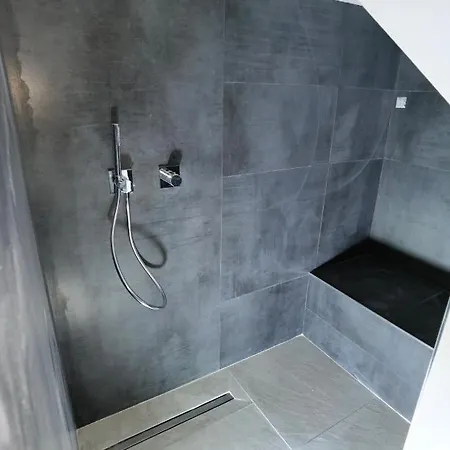 Zentrales Design Appartement am Insewallpark Apartment *